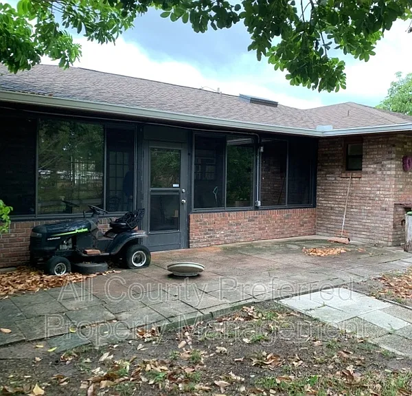 237 Emerson Dr NW — Photo 8