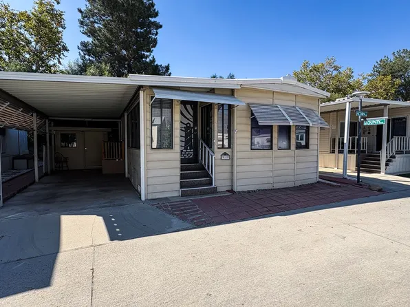 918 Acorn Dr, San Jacinto, CA 92583