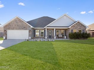 144 Saltmeadow Cir, Ocean Springs, MS 39564