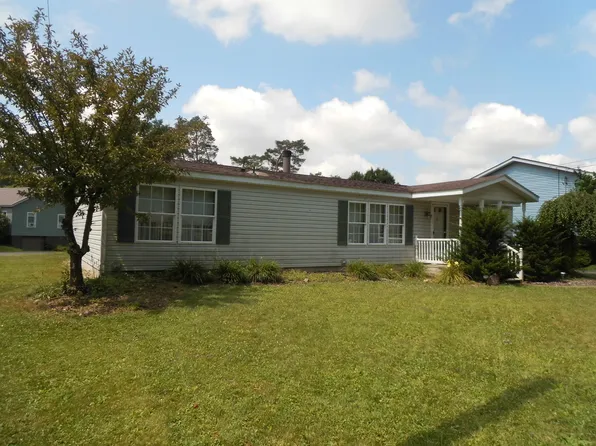 1045 Evergreen St, Brockway, PA 15824