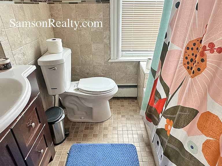 133 4th St #1 — Photo 13