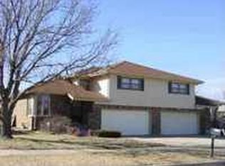 2235 S White Oak Dr, Wichita, KS 67207