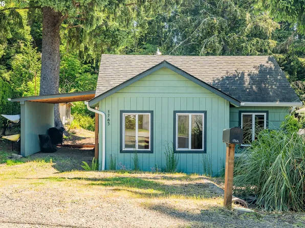 1765 Myrtle Ave W, Tillamook, OR 97141