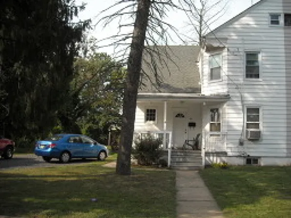 283 W Main St, Bound Brook, NJ 08805