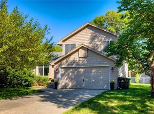 706 SE Peterson Dr, Ankeny, IA 50021