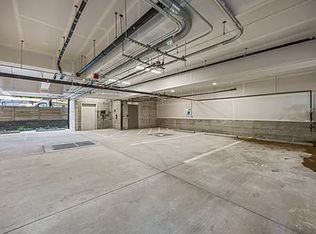 2152 N 185th St #303, Seattle, WA 98133