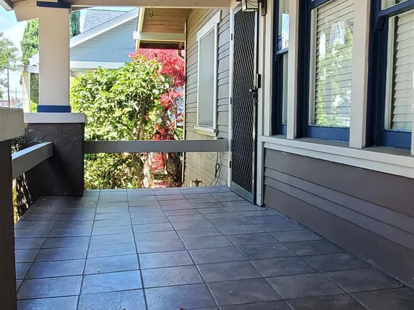 368 Gladys Ave, Long Beach, CA 90814