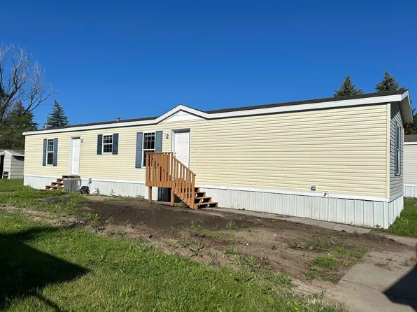 1852 16th St SW Lot 24, Minot, ND 58701