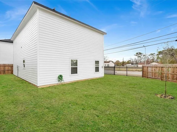 6320 Laura Koppe Rd Room view 2