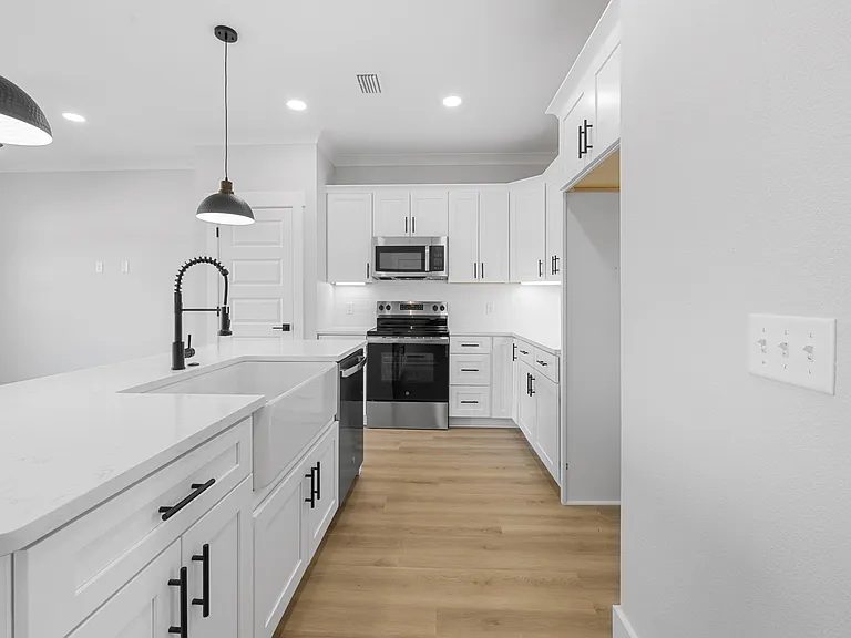710 Dale Pl #3 — Photo 6