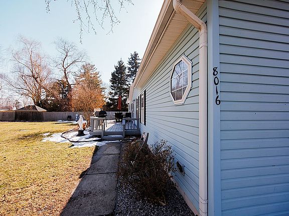 2nd image of 8016 Harbour Dr #812