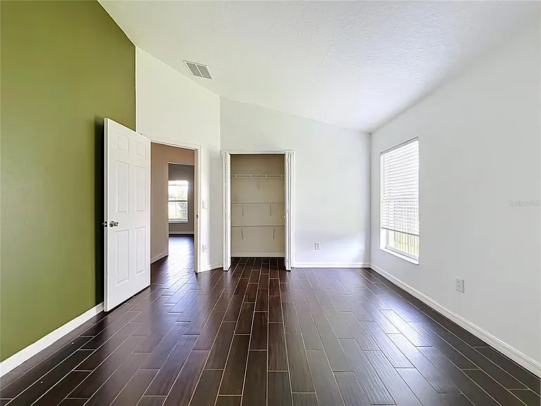 1045 Willow Branch Dr — Photo 27