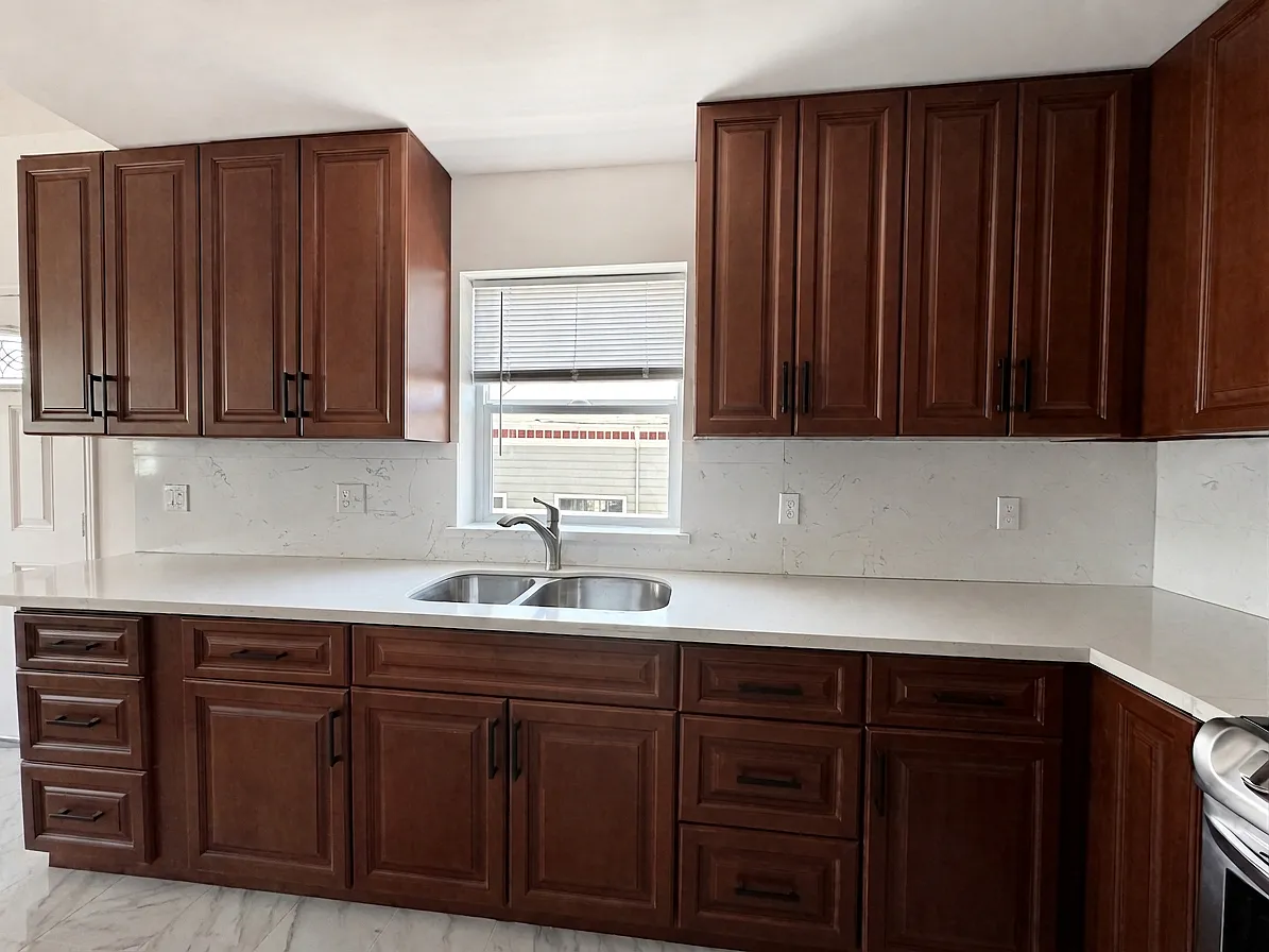 4 bed, 1600 sqft, $4,495 — Photo 4