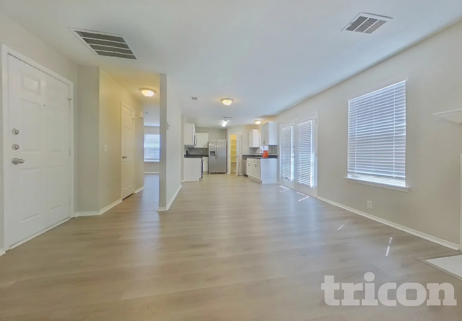 1308 Stetson Trl Saginaw TX — Photo 2