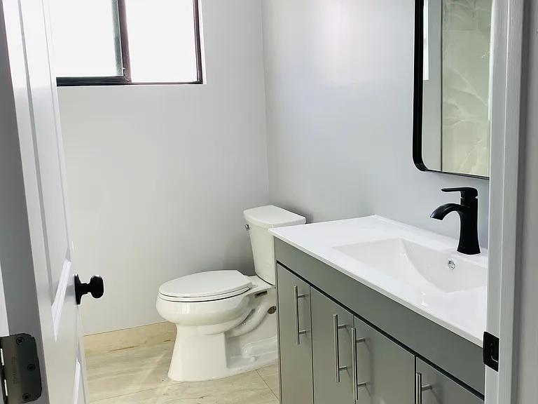 5373 Geneva Ave — Photo 15