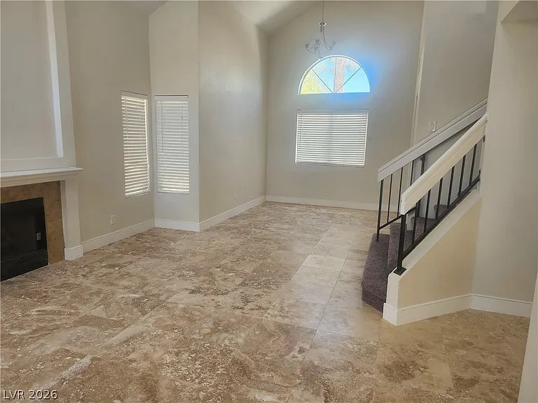 8428 Oyster Dr — Photo 4