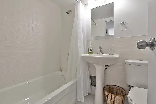 60 Mountview Ave — Photo 6