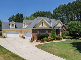 1305 Brookhill Dr, Clayton, NC 27520
