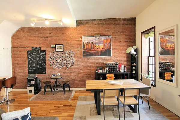 Rented by JK Dansar Corp | media 24