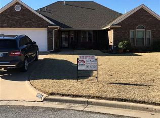 7311 NW Crestwood Dr, Lawton, OK 73505