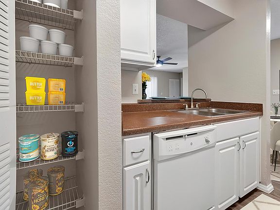 5th image of 4928 E Michigan St #19-06