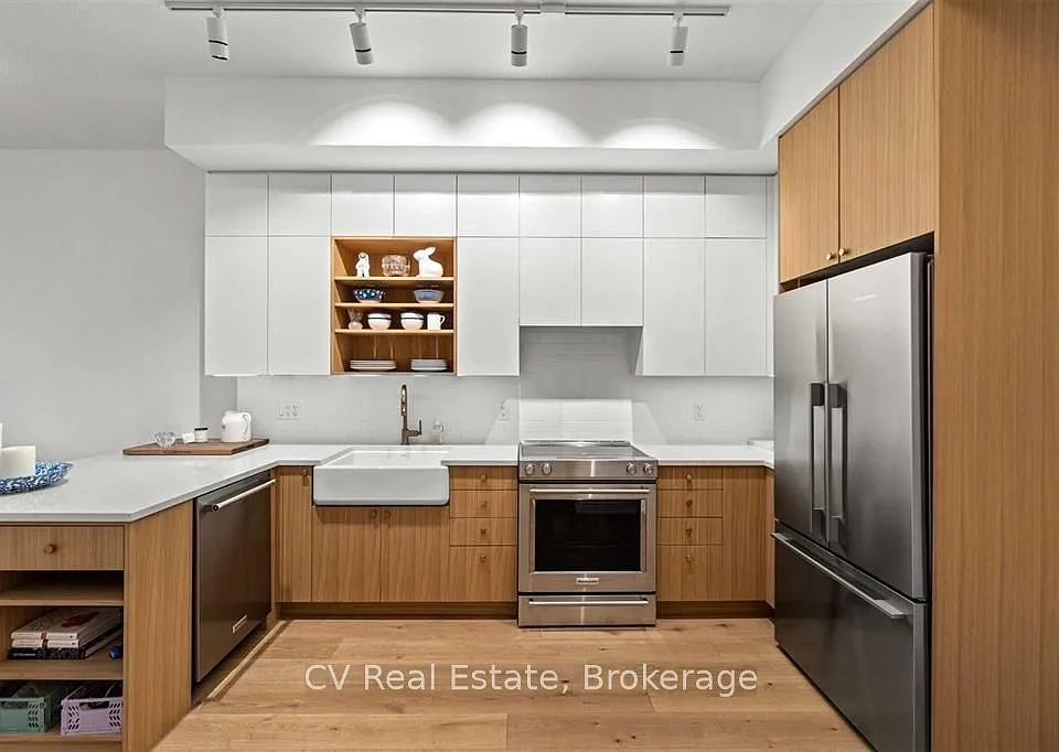 112 George St #S724