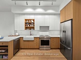 112 George St #S724, Toronto, ON M5A2M5