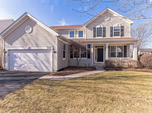 2441 Deer Point Dr, Montgomery, IL 60538
