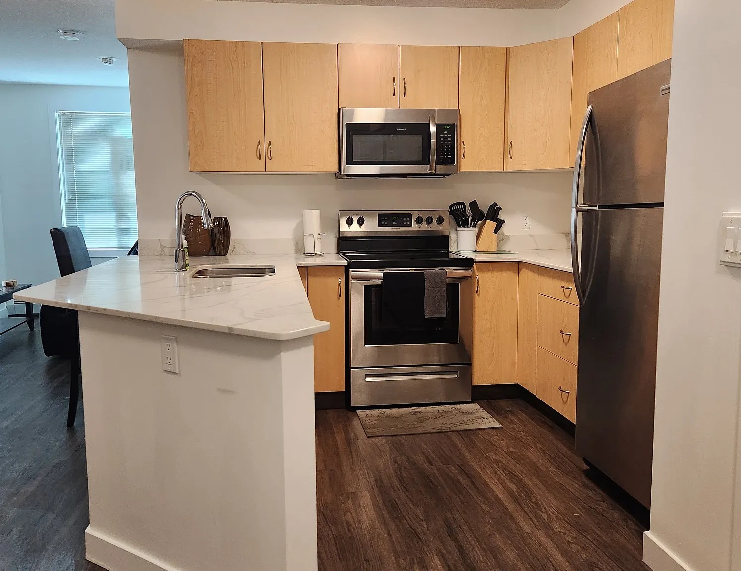 1 bed, 780 sqft, $2,195 — Photo 2