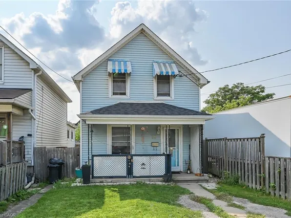 17 Albemarle St, Hamilton, ON L8L 7G2