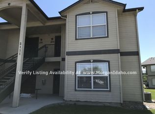 2111 E White Oak Ct APT 102, Nampa, ID 83687
