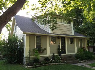 210 S Neal St, Prairie Grove, AR 72753