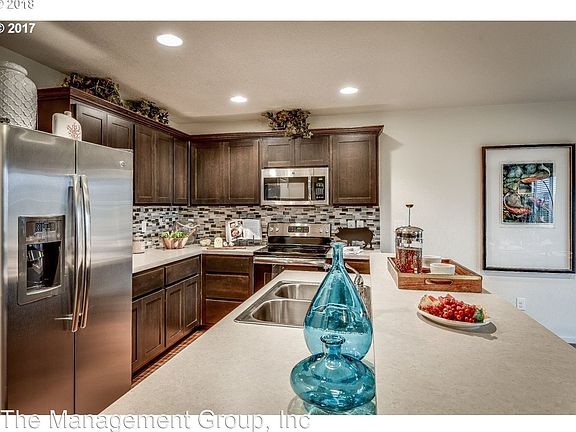 3rd image of 11631 NE 131st Pl