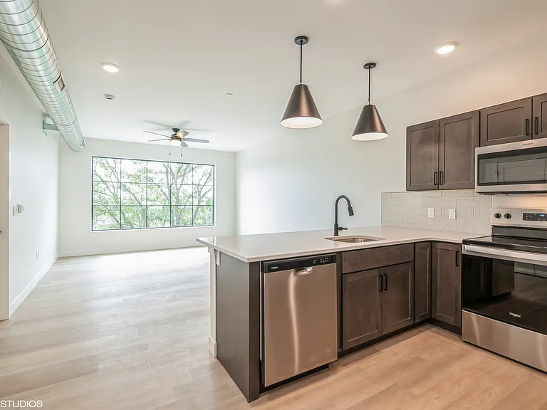 Fulton Lofts — Photo 23