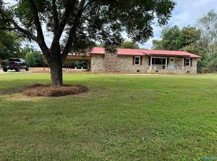 470 Randles Rd, Grant, AL 35747