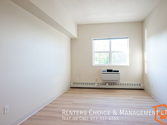 5th image of 1730 10th Ave S #311