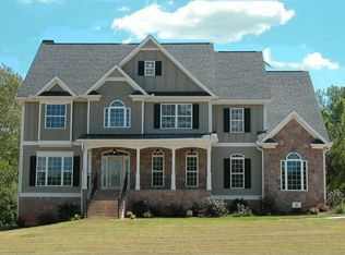 121 W Lake Blvd, Carrollton, GA 30116