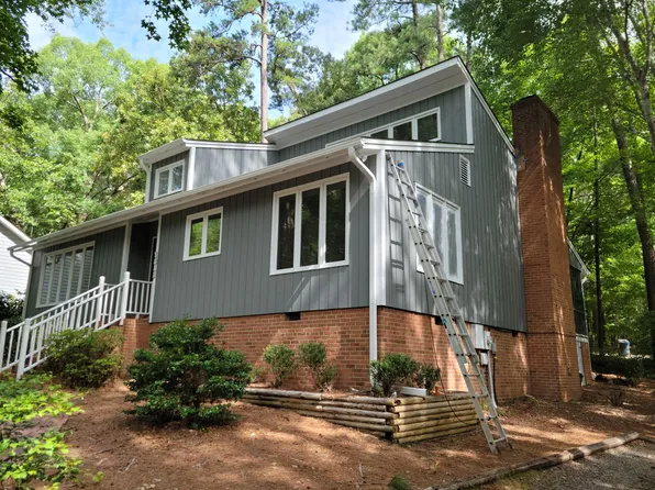 1811 Irish Blvd, Sanford, NC 27332