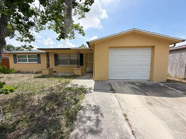 11701 Alpine Pkwy — Photo 1