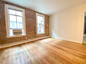 Rented by Nolita Group