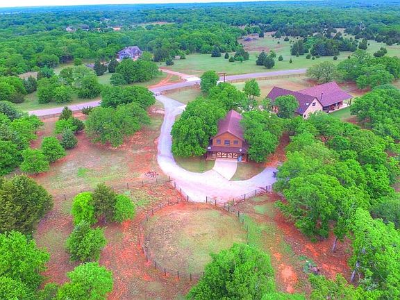 Horse Arena and Detached Shop/Guest Quarters