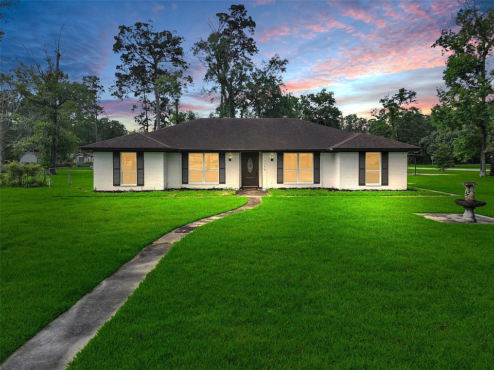 1st image of 13595 Leaning Oaks Dr