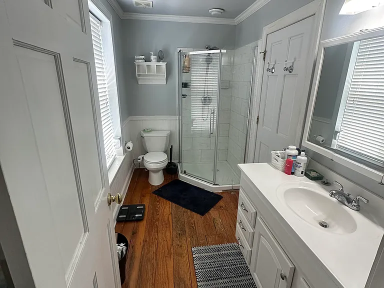 Master bathroom, 2024