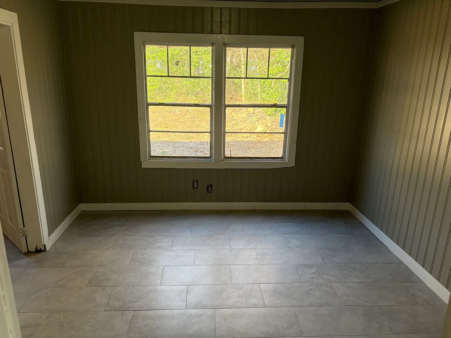 3 bed, 903 sqft, $700 — Photo 4