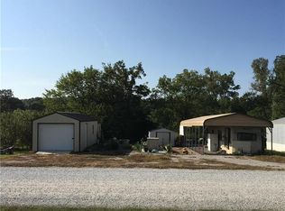 158 Holiday Dr, Linn Valley, KS 66040
