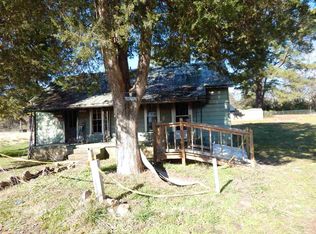 405 Pine St NE, Hartselle, AL 35640