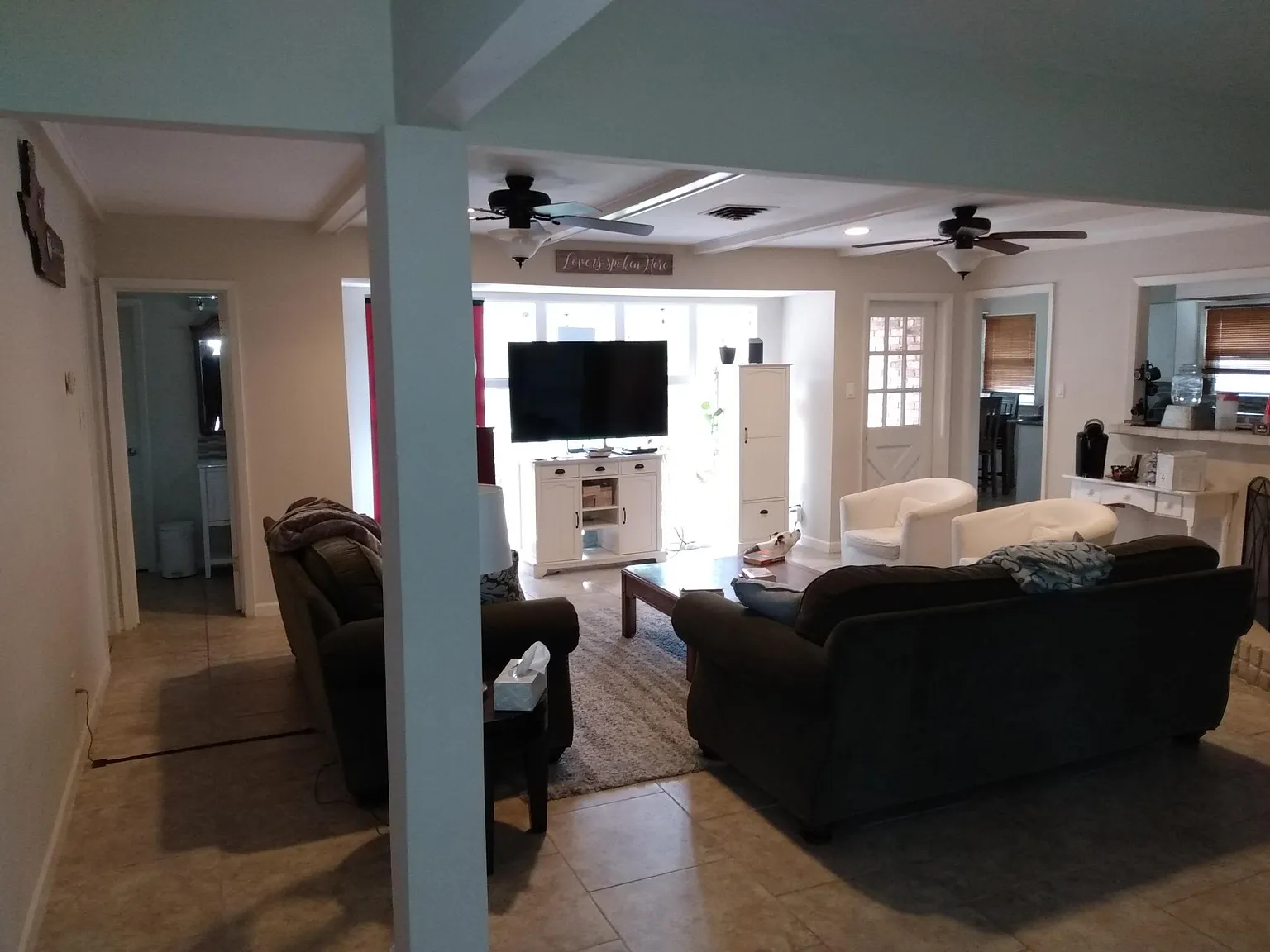 4 bed, 2.5 bath, 3052 sqft, $700 — Photo 4