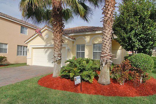1st image of 4062 Palm Pl