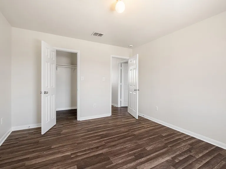 19420 James Manor St — Photo 20