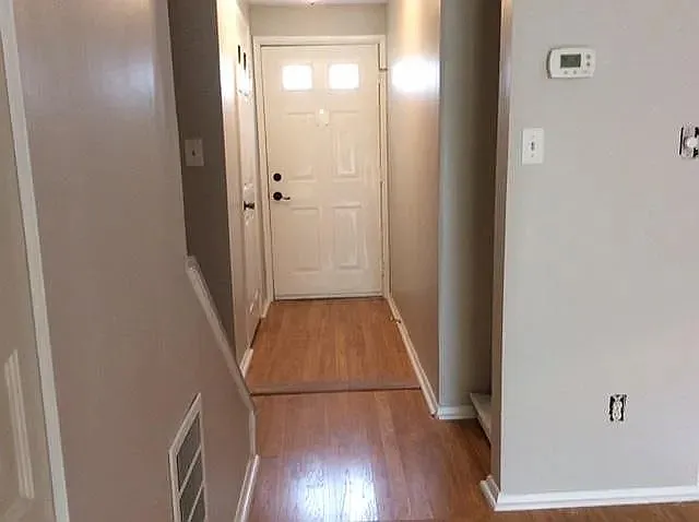 7734 Kingsberry Ct — Photo 16